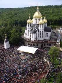 Всеукраїнська проща до Зарваниці